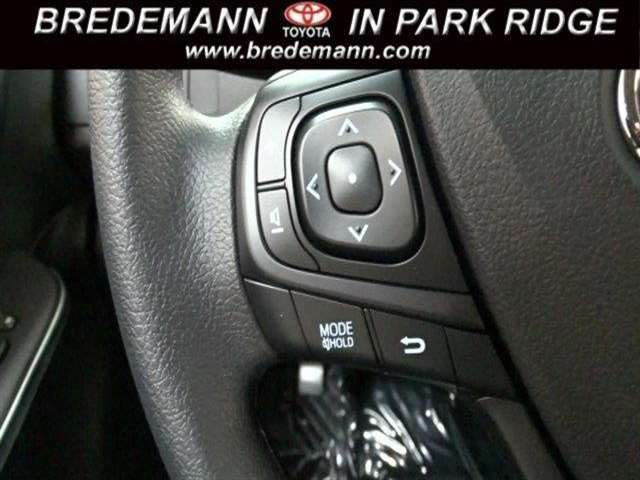 Toyota Camry 2017 photo 11